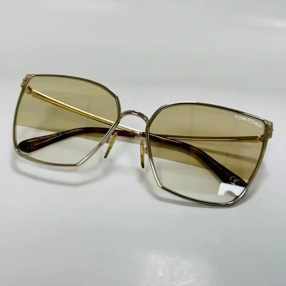 Tom Ford Helena Sunglusses - Picture 3 of 8